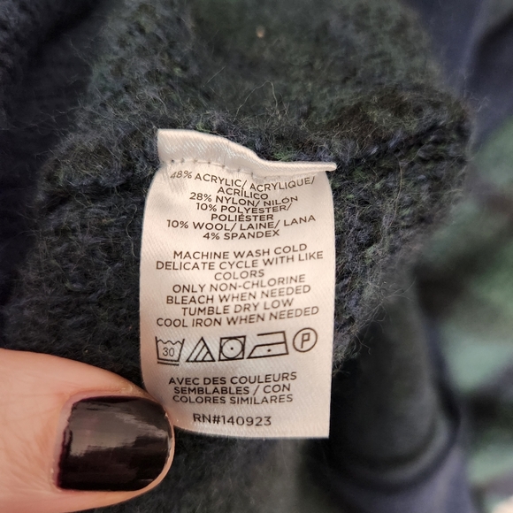 Loft Plaid Boyfriend fit Cardigan size Small wool blend comfy fuzzy oversized - Picture 7 of 7